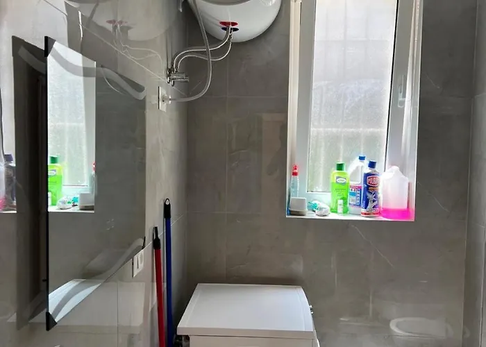 Heart Of A Cozy For Explorers