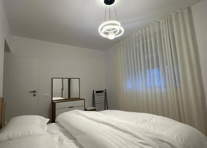 Apartment Heart Of A Cozy For Explorers *